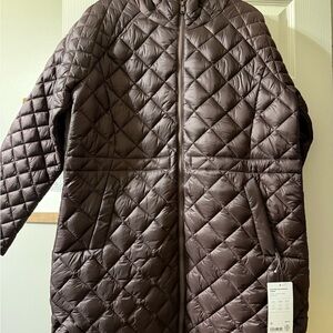 Athleta Quilted Puffer Jacket in Dark Brown